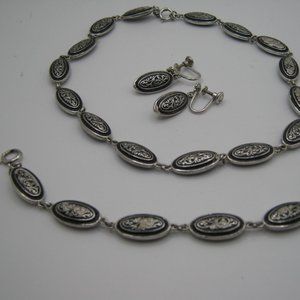 1950's Vintage Indonesia Necklace, Bracelet & Earrings'